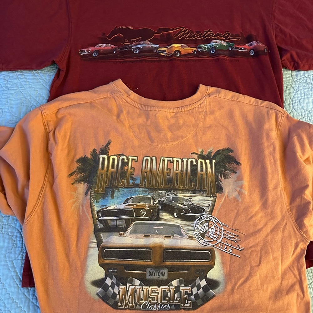Men’s Classic Car Graphic Tees Size Medium